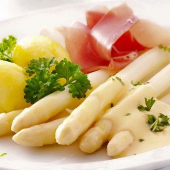 Spargelzeit  im StellwerkHOF all you can eat vom Buffet 2025